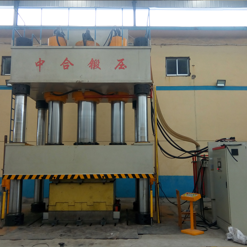 2000噸化糞池模壓成型液壓機(圖1) 2000噸化糞池模壓成型液壓機(圖1)