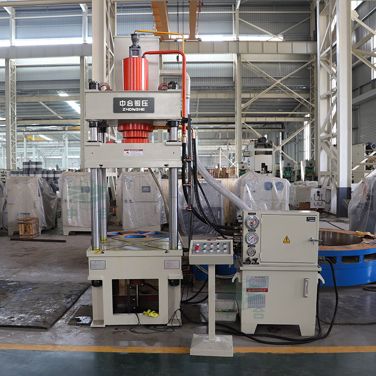 100噸四柱液壓機(jī)重量.jpg 100噸四柱液壓機(jī)重量.jpg