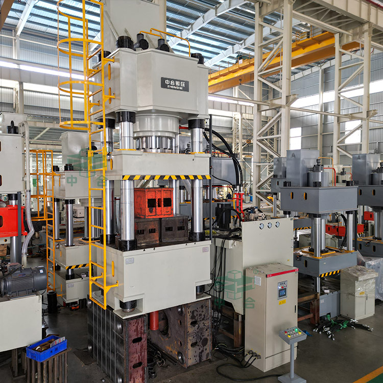 1000噸陶瓷粉末成型液壓機(jī)車(chē)間實(shí)拍.jpg 1000噸陶瓷粉末成型液壓機(jī)車(chē)間實(shí)拍.jpg