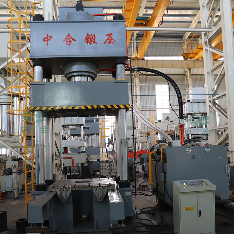 800噸三梁四柱液壓機.jpg 800噸三梁四柱液壓機.jpg