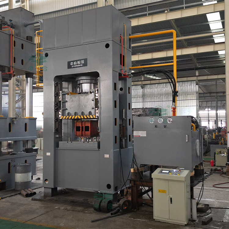 框架式液壓機(jī) 框架式液壓機(jī)