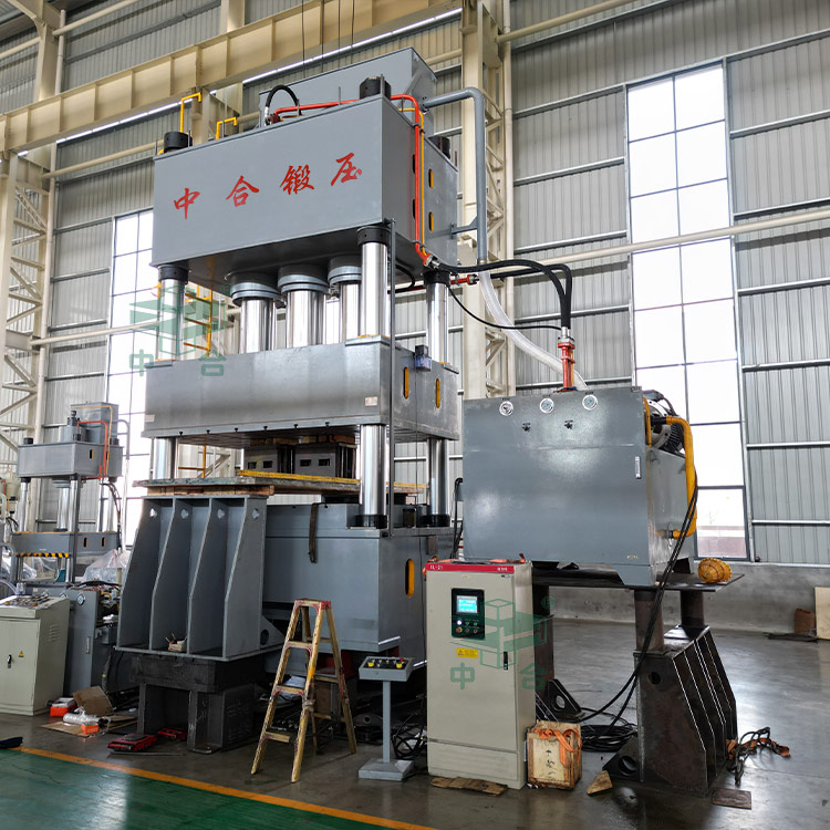 1500噸液壓墊拉伸液壓機(jī).jpg 1500噸液壓墊拉伸液壓機(jī).jpg