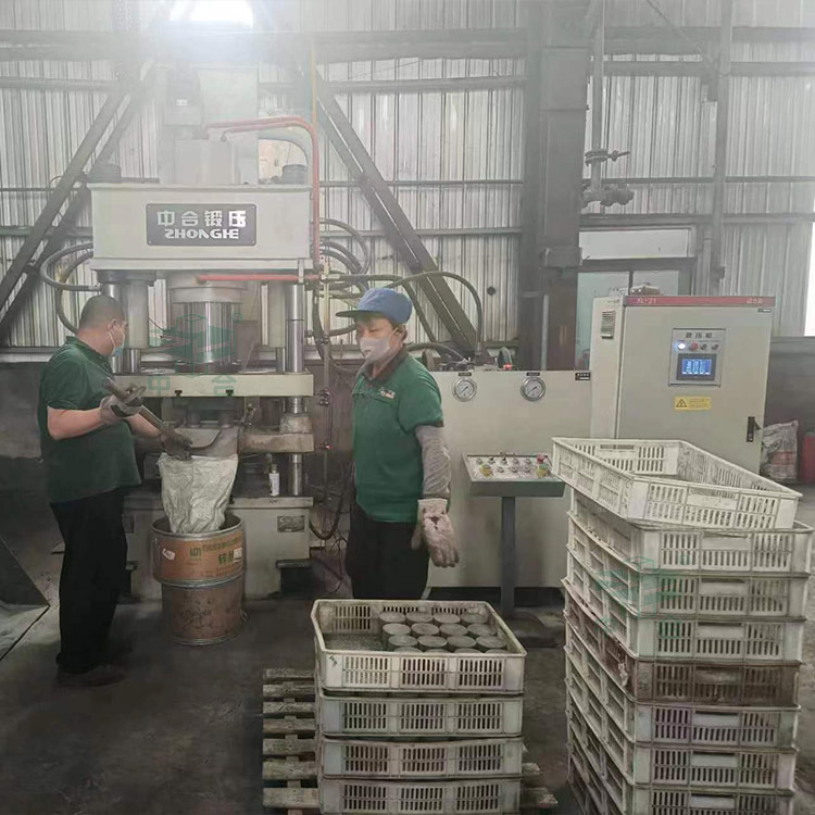 200噸錳粉粉末壓塊機 200噸錳粉粉末壓塊機