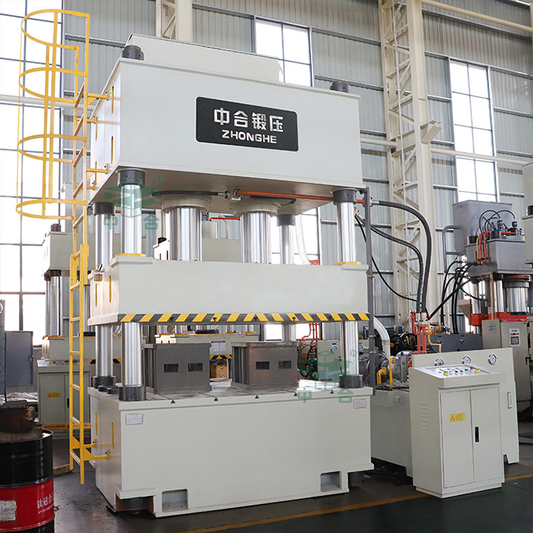 500噸三梁四柱液壓機(jī).jpg 500噸三梁四柱液壓機(jī).jpg