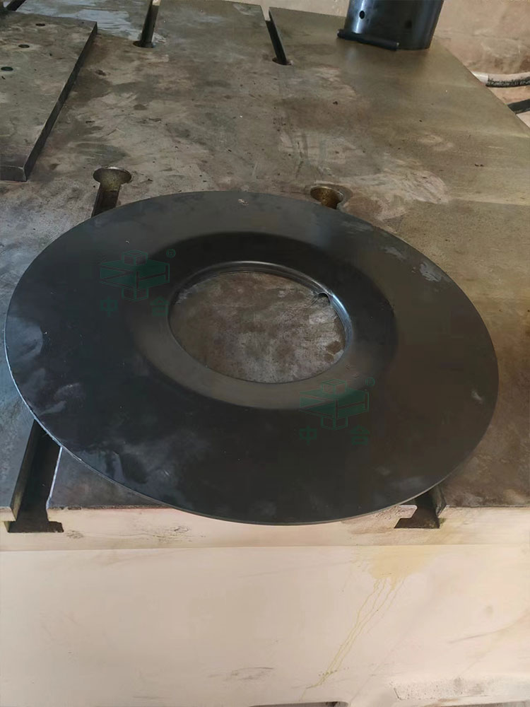 農(nóng)機(jī)配件沖壓件.jpg 農(nóng)機(jī)配件沖壓件.jpg