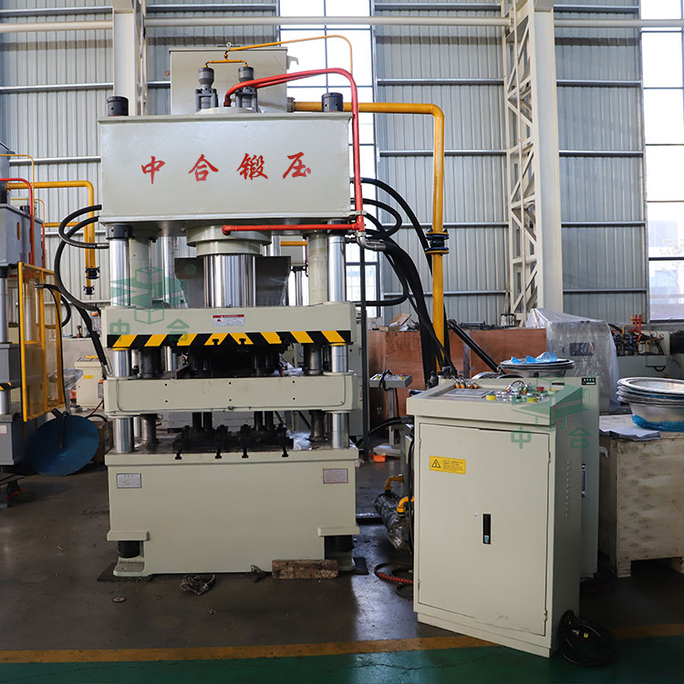 250噸四柱液壓機(jī).jpg 250噸四柱液壓機(jī).jpg