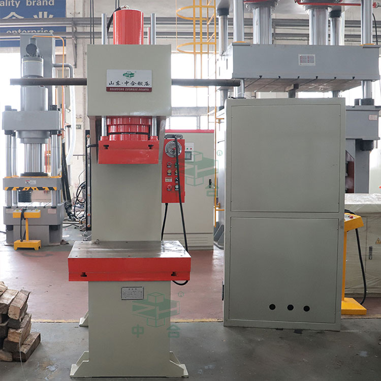 63噸單柱液壓機(jī).jpg 63噸單柱液壓機(jī).jpg