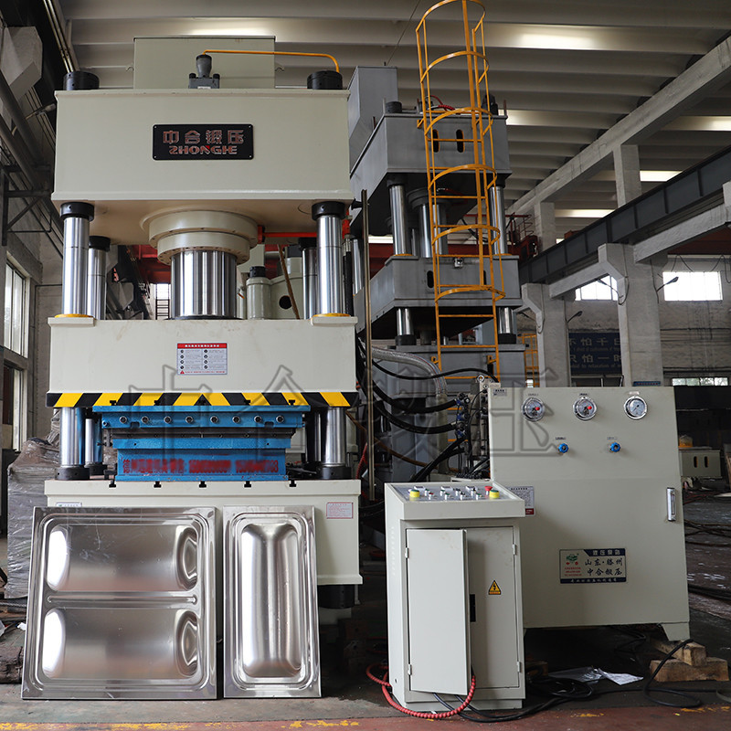 400噸不銹鋼水箱板液壓機 400噸不銹鋼水箱板液壓機