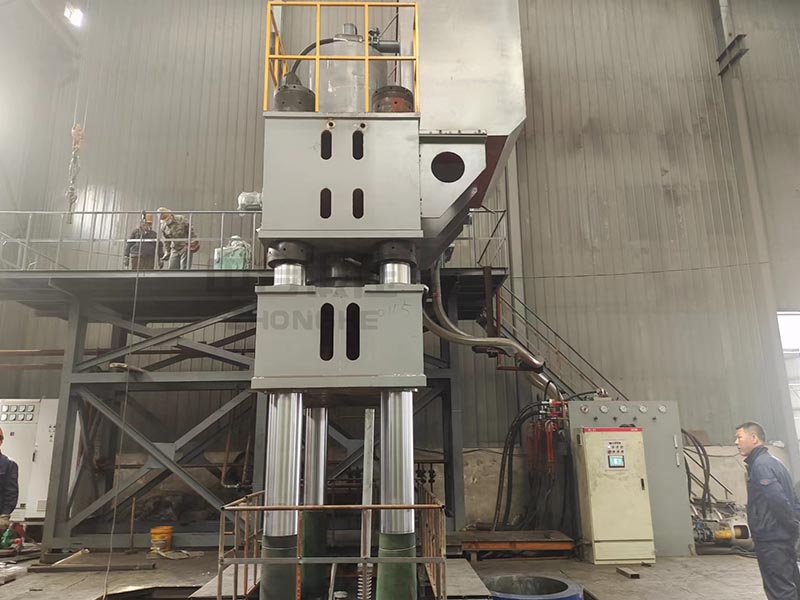 坩堝液壓機(jī) 坩堝液壓機(jī)