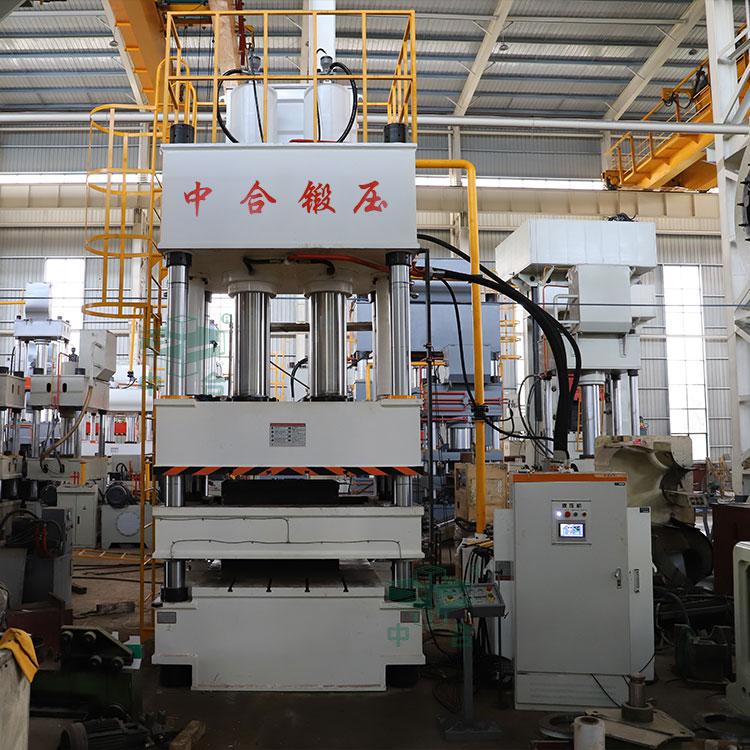 蛭石板液壓機(jī)車(chē)間實(shí)物.jpg 蛭石板液壓機(jī)車(chē)間實(shí)物.jpg