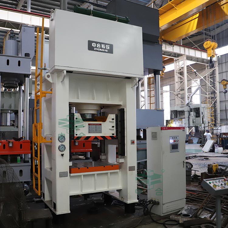 200噸框架式油壓機(jī).jpg 200噸框架式油壓機(jī).jpg