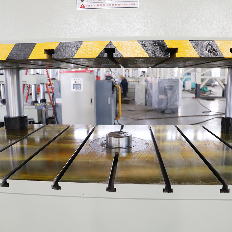 500噸伺服液壓機(jī)(圖3) 500噸伺服液壓機(jī)(圖3)