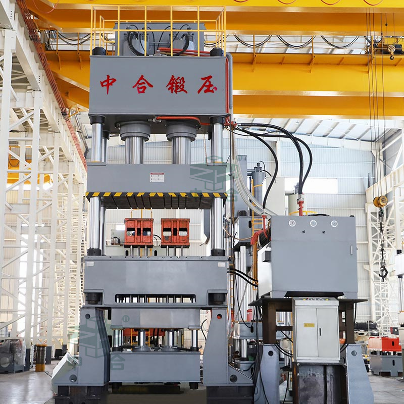 1000噸拉伸液壓機(jī) 1000噸拉伸液壓機(jī)