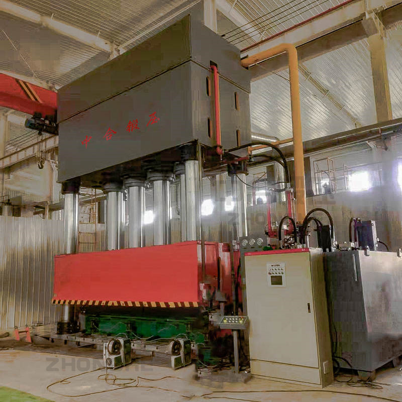 卡車導(dǎo)流罩生產(chǎn)設(shè)備_2500噸四柱液壓機(jī)_玻璃鋼成型液壓機(jī)(圖1) 卡車導(dǎo)流罩生產(chǎn)設(shè)備_2500噸四柱液壓機(jī)_玻璃鋼成型液壓機(jī)(圖1)