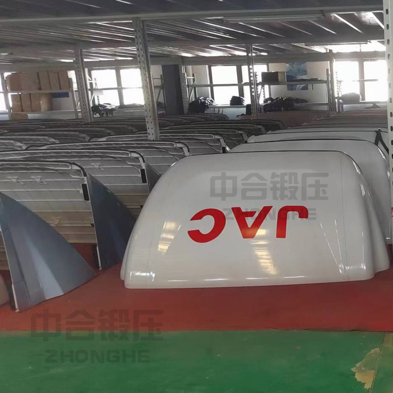 卡車導(dǎo)流罩生產(chǎn)設(shè)備_2500噸四柱液壓機(jī)_玻璃鋼成型液壓機(jī)(圖5) 卡車導(dǎo)流罩生產(chǎn)設(shè)備_2500噸四柱液壓機(jī)_玻璃鋼成型液壓機(jī)(圖5)