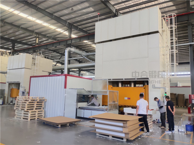 風(fēng)機(jī)殼生產(chǎn)設(shè)備_玻璃鋼成型油壓機(jī)_1200噸液壓機(jī)(圖3) 風(fēng)機(jī)殼生產(chǎn)設(shè)備_玻璃鋼成型油壓機(jī)_1200噸液壓機(jī)(圖3)