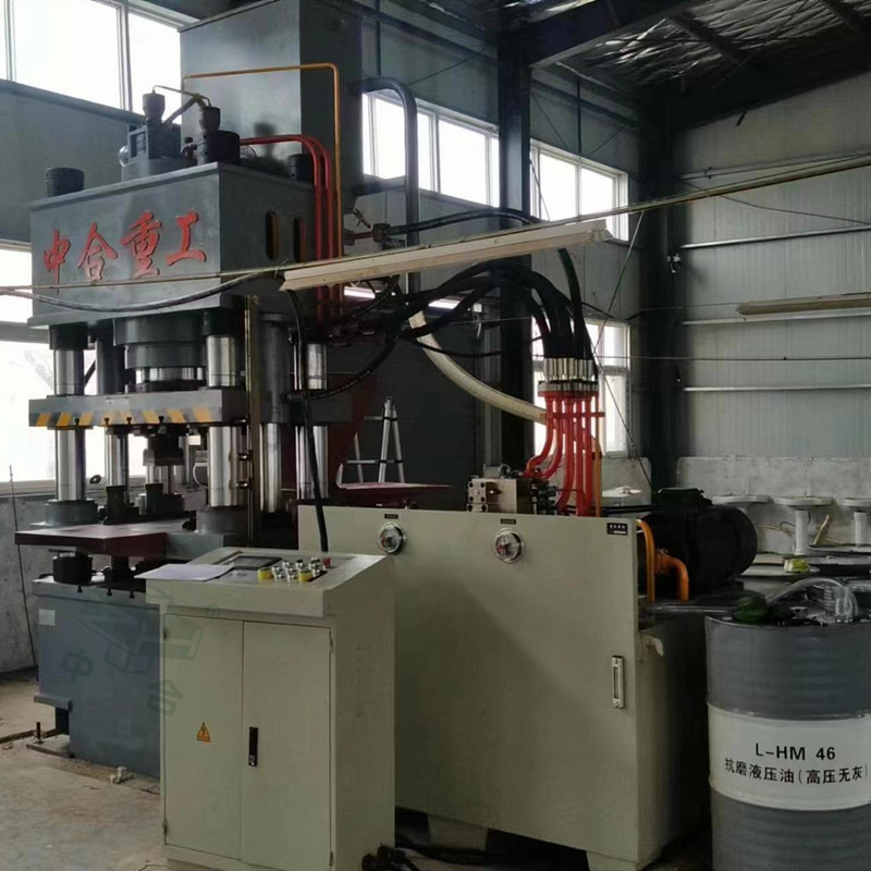 凈水磚成型_凈水劑粉末壓型設(shè)備_500噸四梁四柱液壓機(圖2) 凈水磚成型_凈水劑粉末壓型設(shè)備_500噸四梁四柱液壓機(圖2)