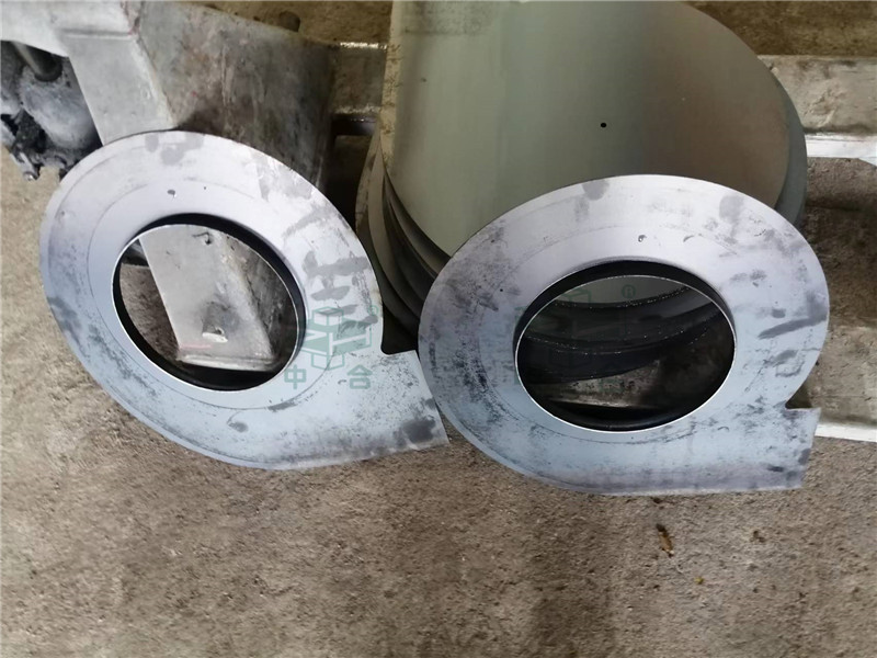 農(nóng)機配件生產(chǎn)設(shè)備-630噸四柱液壓機(圖3) 農(nóng)機配件生產(chǎn)設(shè)備-630噸四柱液壓機(圖3)