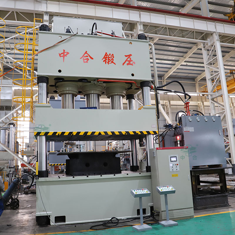 1500噸復合材料成型液壓機 1500噸復合材料成型液壓機