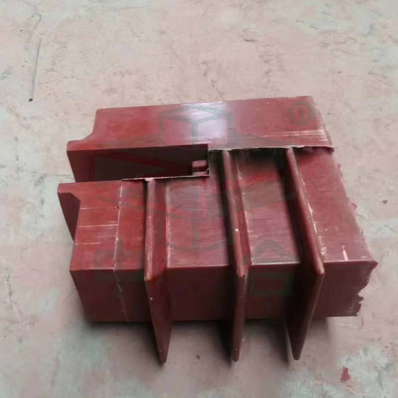 特種絕緣子成型液壓機(jī)-100噸熱壓成型油壓機(jī)(圖4) 特種絕緣子成型液壓機(jī)-100噸熱壓成型油壓機(jī)(圖4)