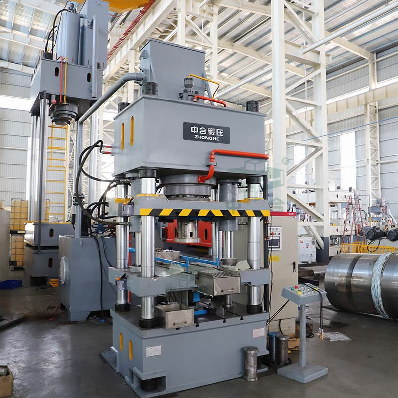 315噸四梁四柱液壓機(jī) 315噸四梁四柱液壓機(jī)