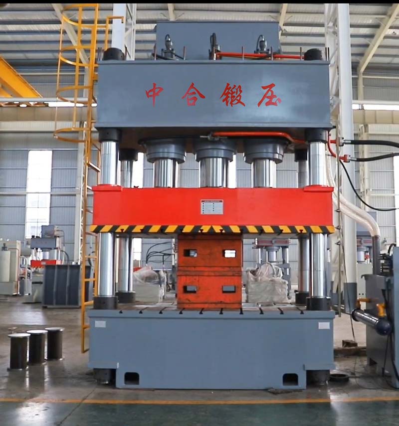 1500噸三梁四柱液壓機(jī)的參數(shù)、價(jià)格(圖1)