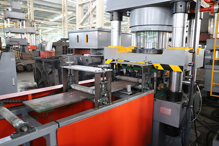 500噸錨桿托盤(pán)液壓機(jī) 500噸錨桿托盤(pán)液壓機(jī)